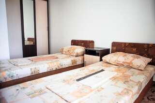 Гостиница Лоза Судак Двухместный номер Делюкс с 1 кроватью или 2 отдельными кроватями и видом на бассейн-18