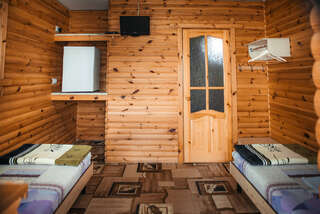 Гостиница Лоза Судак Двухместный номер с 1 кроватью или 2 отдельными кроватями-4